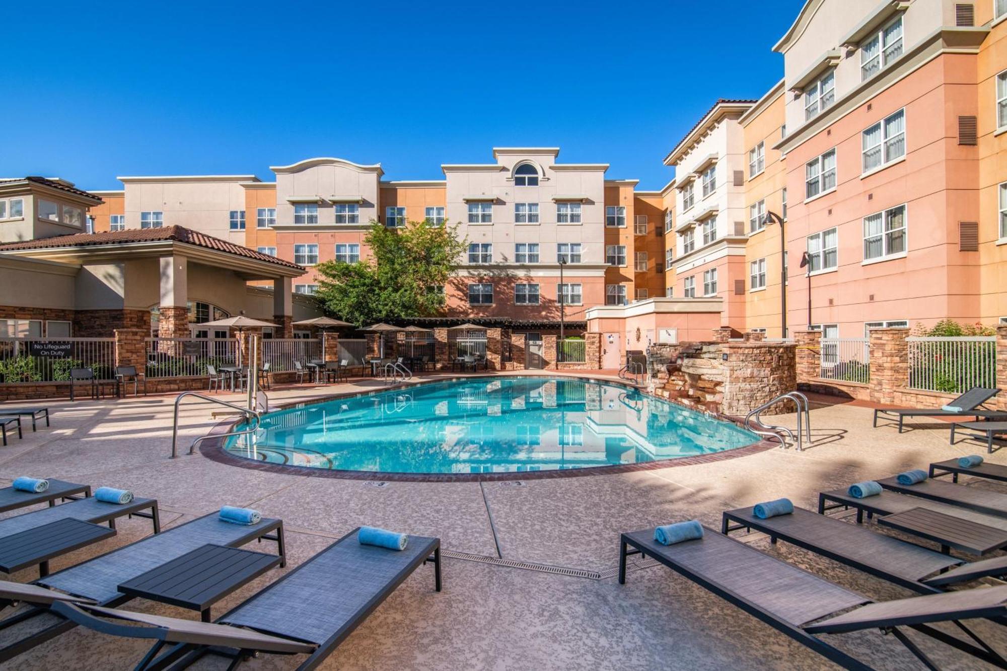 Springhill Suites Phoenix Glendale Sports & Entertainment District Dış mekan fotoğraf